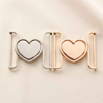 Heart belt buckle clasps in silver and gold metal, set of 20