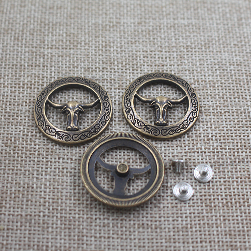 Runde Hohl-Taschenschrauben (28 mm), Bullenhaupt-Motiv, bronzefarben, 3 Teile