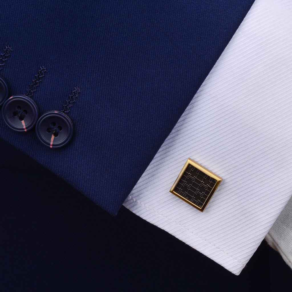 Square cufflinks in antique bronze, dark engraved grid pattern