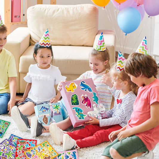 Tee kasvosta sarjakuvamainen villi dinosaurus -tarroja lapsille 32 arkkia