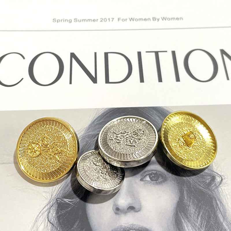 Round metal shank buttons with carriage motif, mixed gold and silver tones