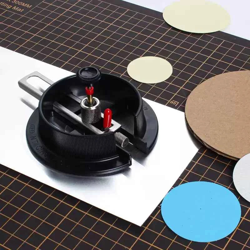NT Cutter Circle Cutter 1.8 – 17cm Diameter (C-1500P)