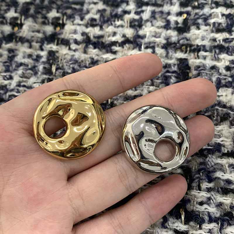 Oversized hollow metal shank buttons, gold & silver, 30/35/40mm, 2-pack view