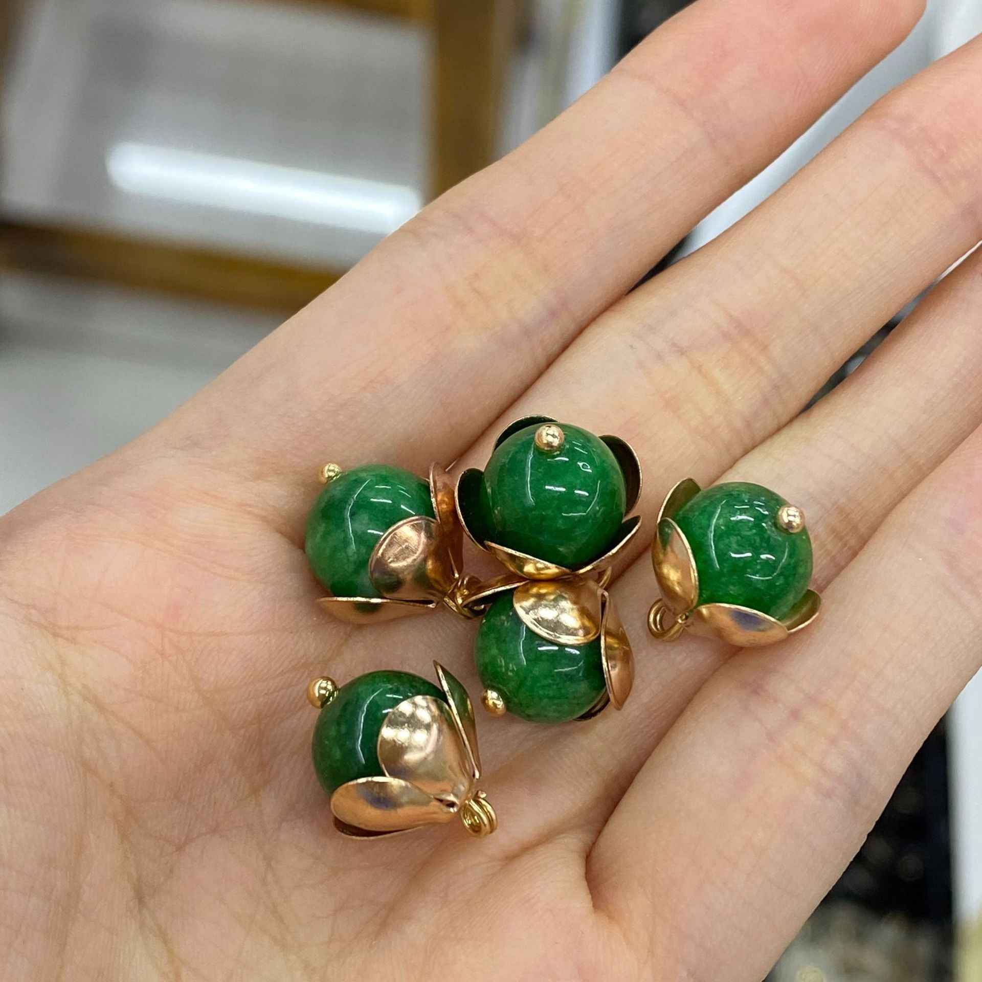 Set of green jade-style 12mm qipao buttons with gold-tone floral metal backs
