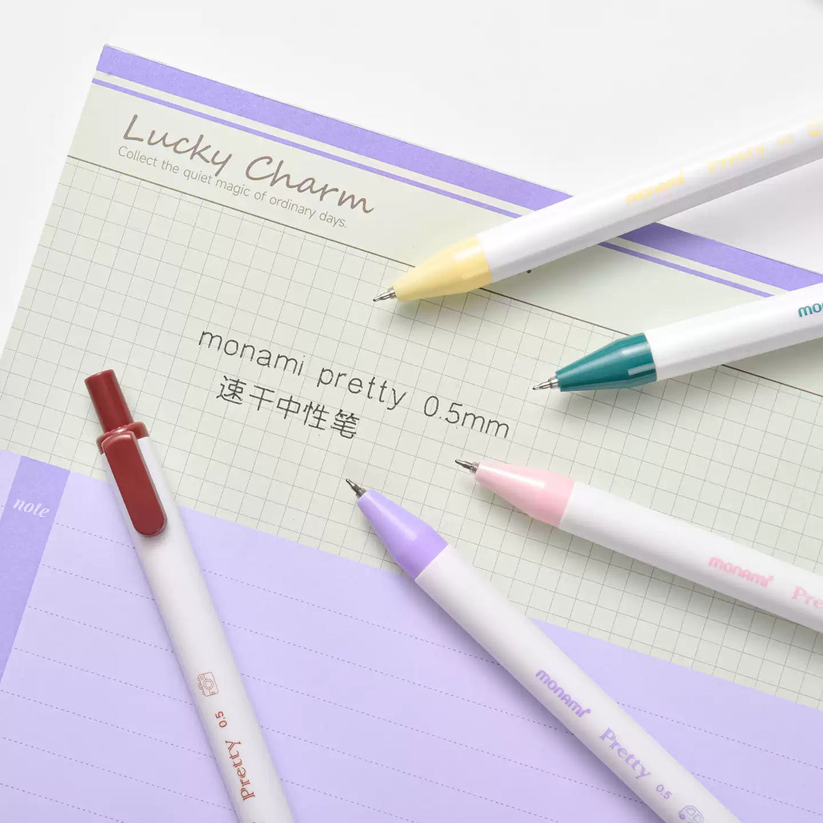 Monami Pretty Lovely Gel Pens, 12-Pack, 0.5mm Black Ink, Retro Barrels