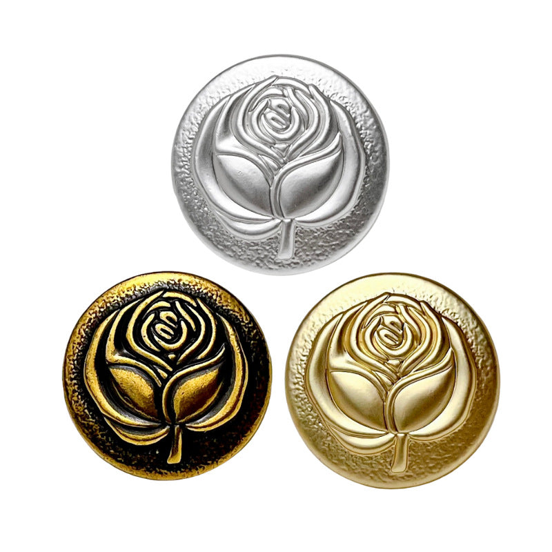 Metallknopf mit Rosendekor, silberfarben, geprägt, mit Schaft, 18/23 mm