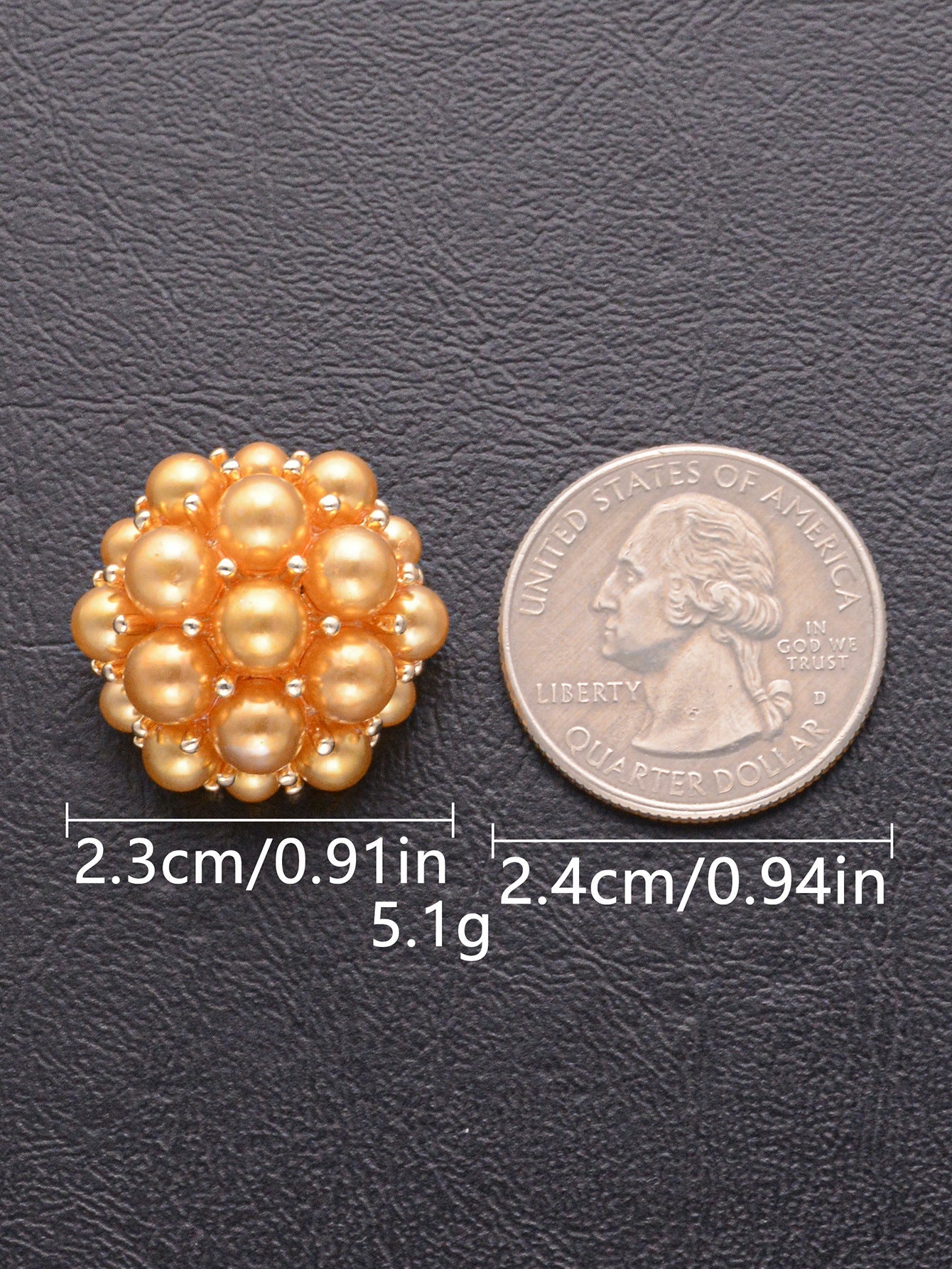 Blumige Zierknöpfe mit 3D Perlen, goldfarben, ca. 2.3 cm