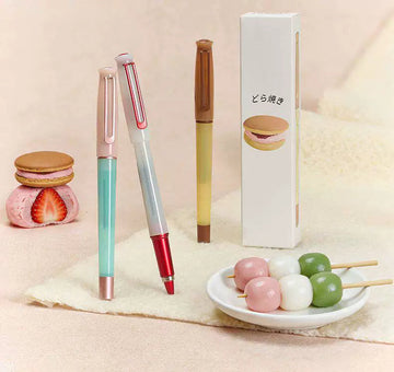 Caneta de gel TANOOCI Wagashi, doces japoneses | Tampa magnética | Ponta esférica de 0,5 mm, tinta preta | Inclui 2 recargas