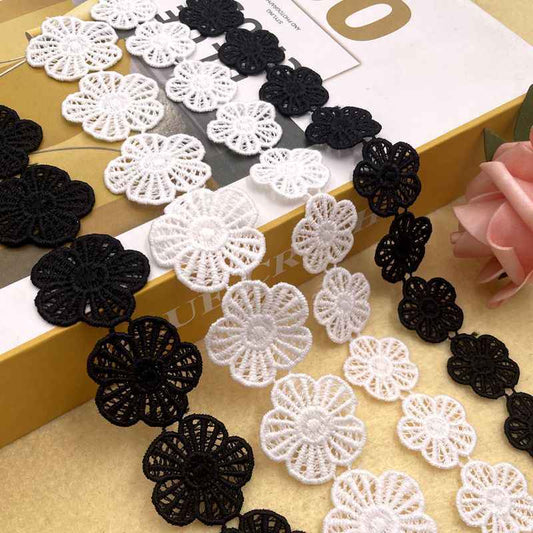 2.5/3.7cm Black White Milk Fiber Floral Embroidered Lace Trim 15 Yards