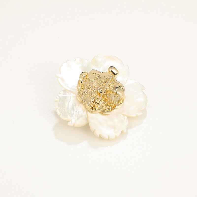 Gold-tone filigree back with clasp for shell flower rhinestone brooch