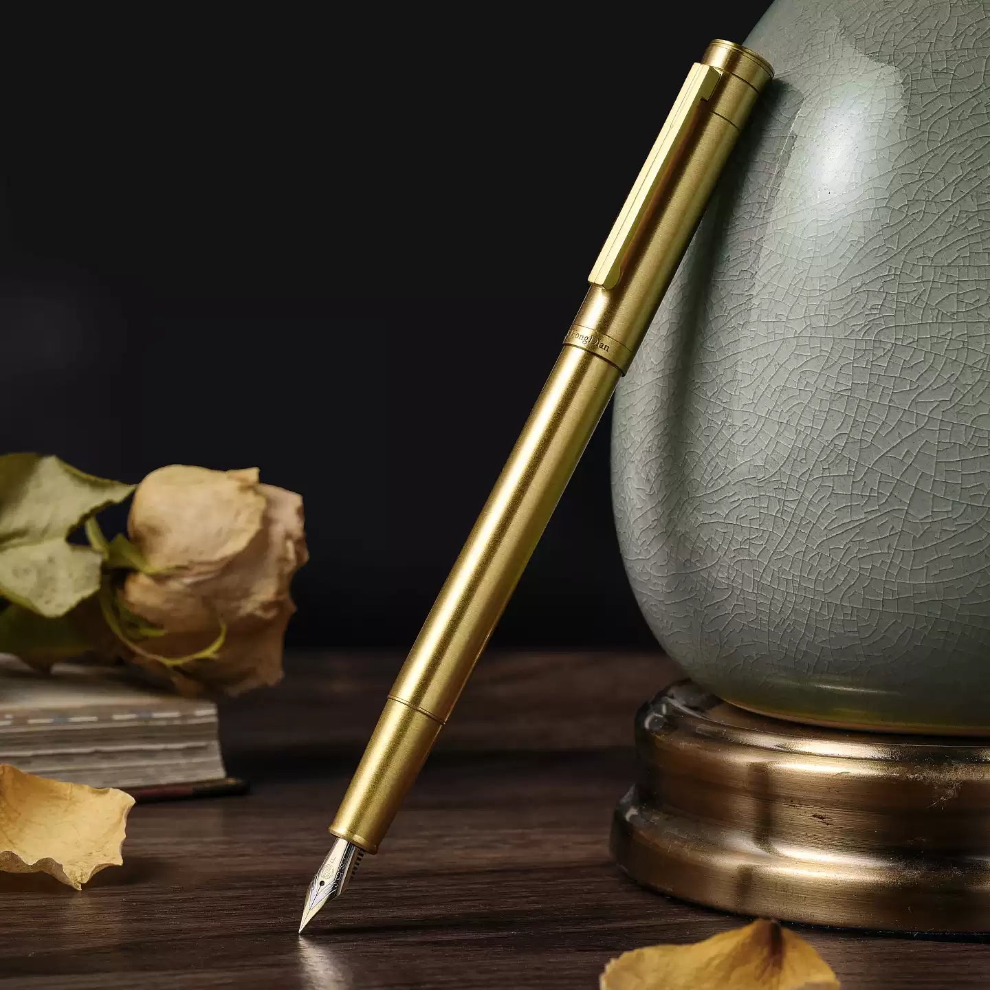 Hongdian 1861 Fountain Pen – Vintage Raw Brass Body