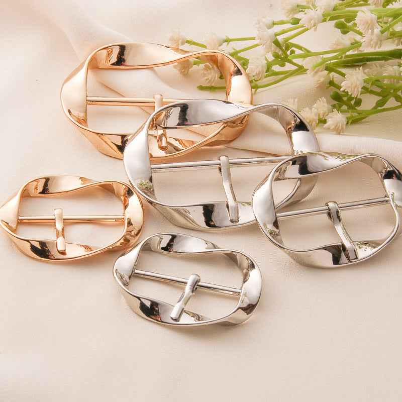 Pack de hebillas ovaladas metálicas con flanches, doradas y plateadas (20 pcs)