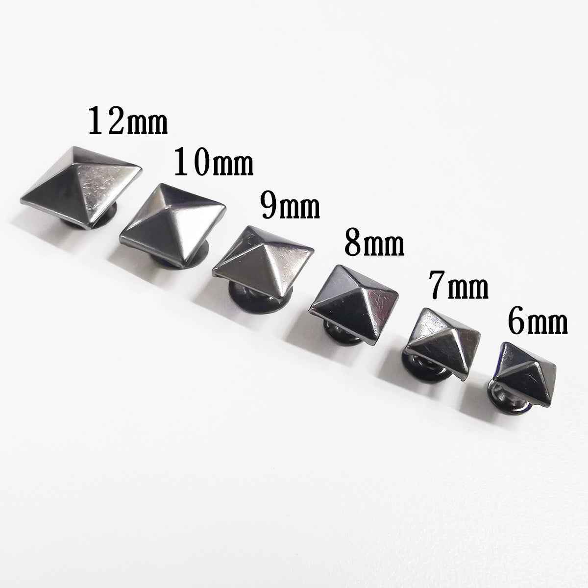 Pyramid stud rivet buttons in dark finish, labeled sizes from 12mm to 6mm