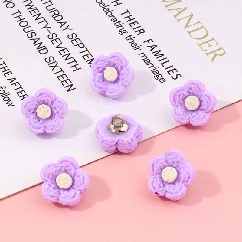 Lavender flower plastic buttons, 13mm; cream centers, silver shank