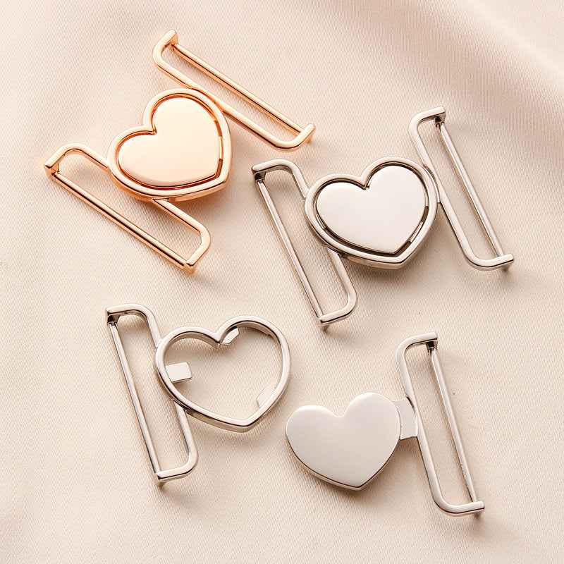 Heart belt buckle clasps in gold and silver metal with pin and frame