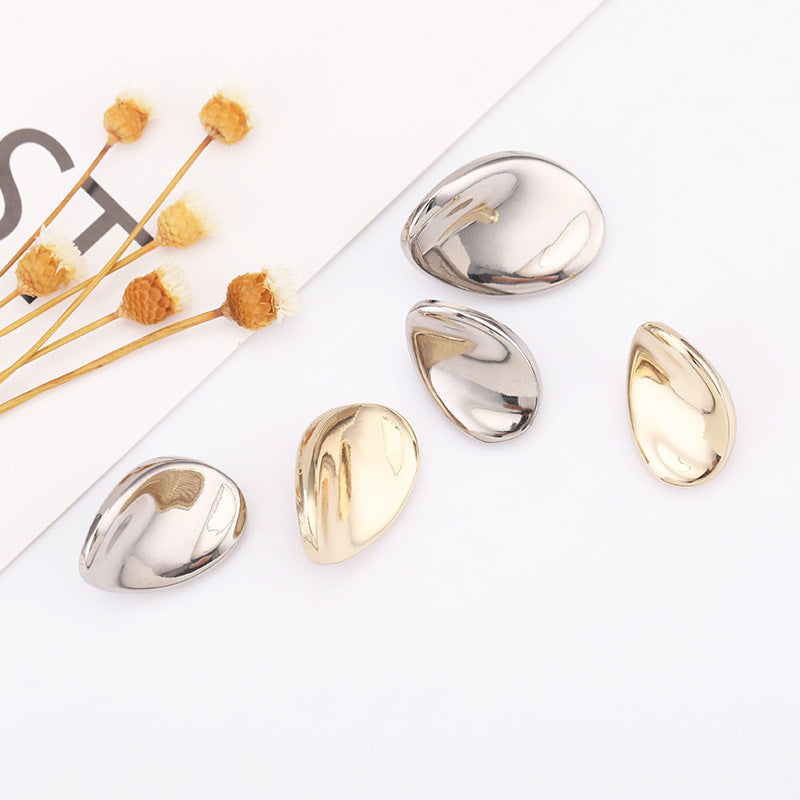 Set bottoni a uovo: Light Gold e Nickel Silver, più pezzi in metallo lucido