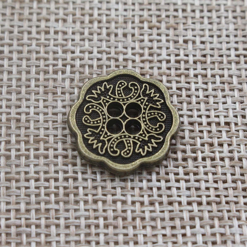 Antique gold tone vintage floral 4-hole alloy button with contrast etched design
