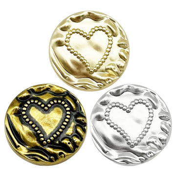 Runde Metallknöpfe mit Herz-Motiv und gewelltem Rand, goldfarben (12er Set)