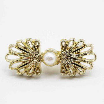 Gold butterfly metal pearl button pair with white pearl, 20mm