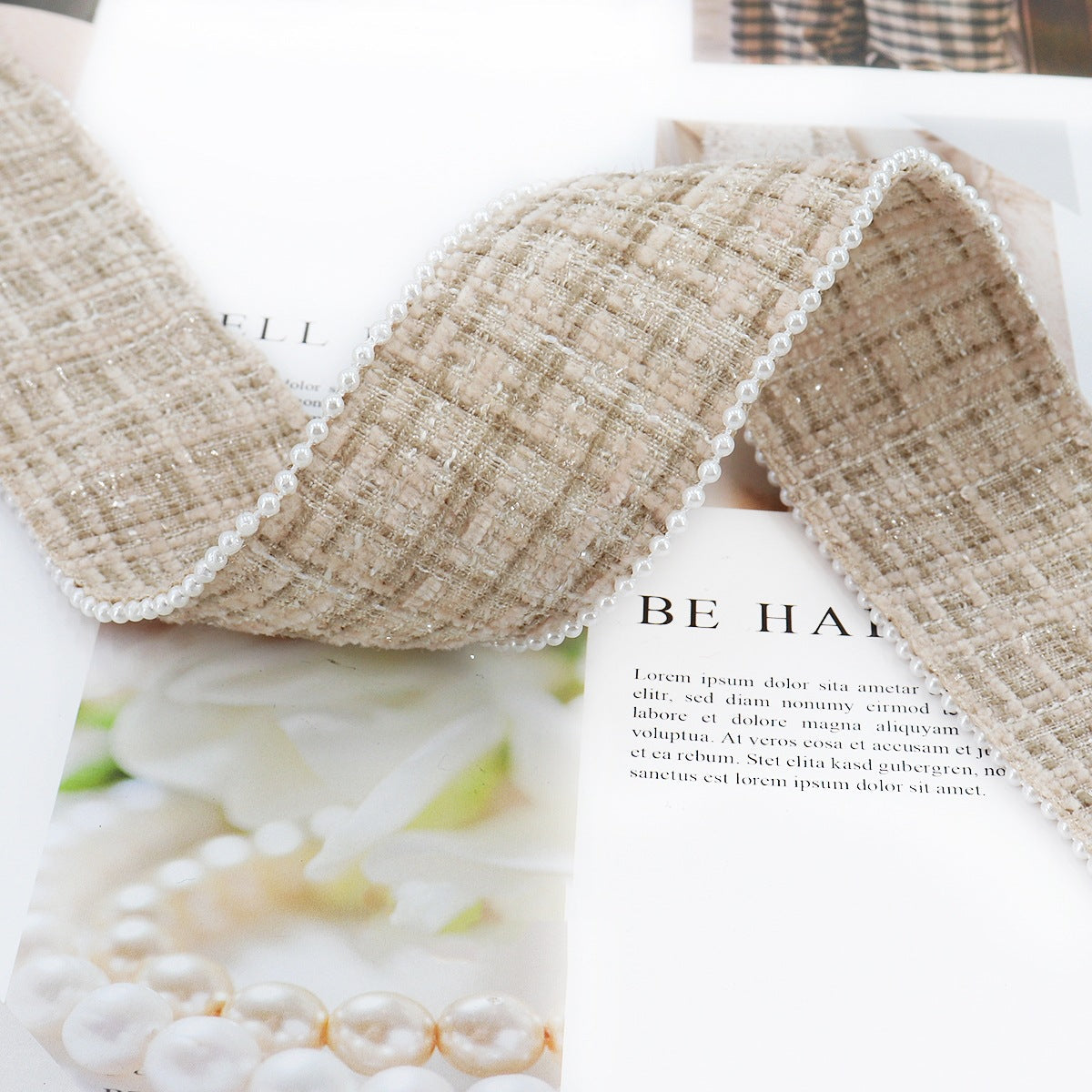 Beige checkered flannel ribbon with white bead edge, folded ribbon piece, 38mm