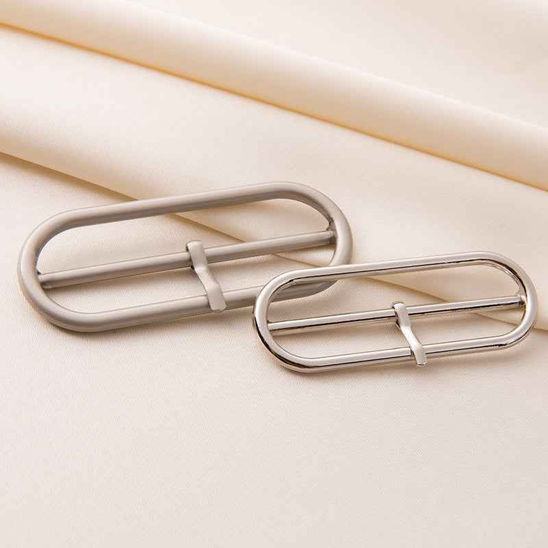 Oval center bar belt buckle clasp with adjustable bar, silver-tone metal finish