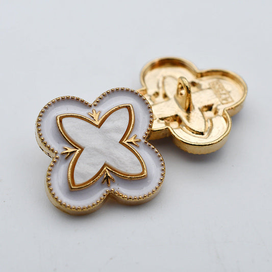 25mm Black and White Four-Leaf Clover Metal Shank Buttons 20pcs White