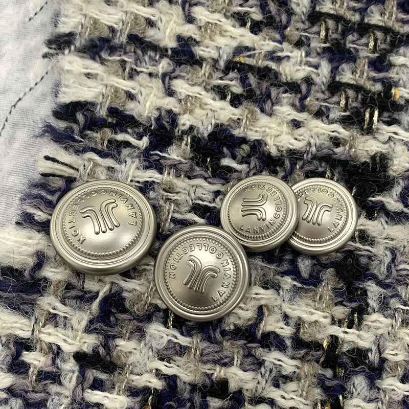 Frosted matte silver round metal shank buttons, embossed motif