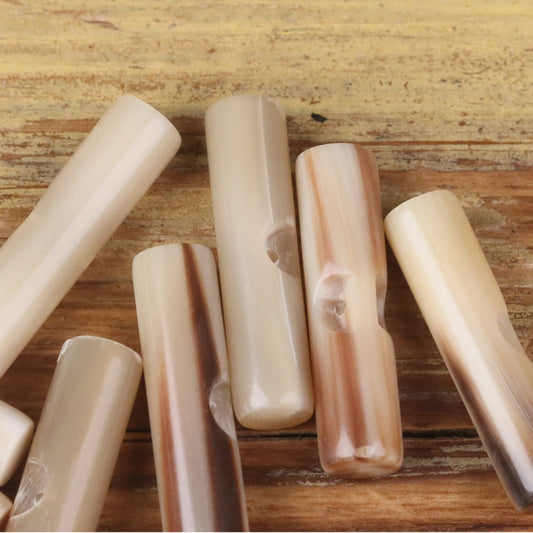 Natural horn toggle button bars, beige/cream tones, bar shape set