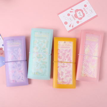 Macaroni kleebiste hoiualbum – 4-värviline komplekt 30 taskuga