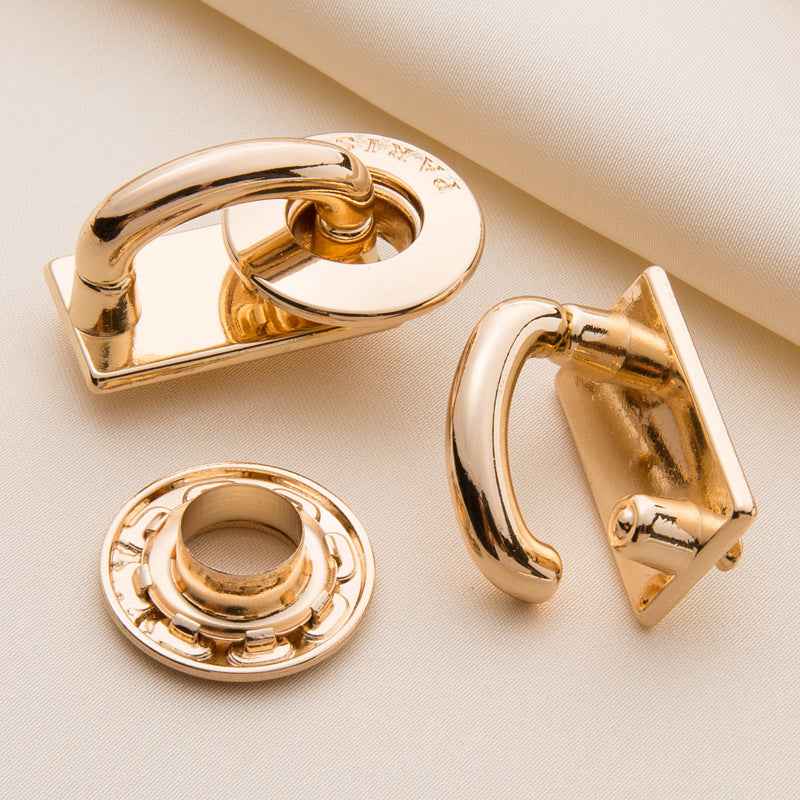 Gold 30mm luggage buckle clasp set: front clasp plus backing plate and loop