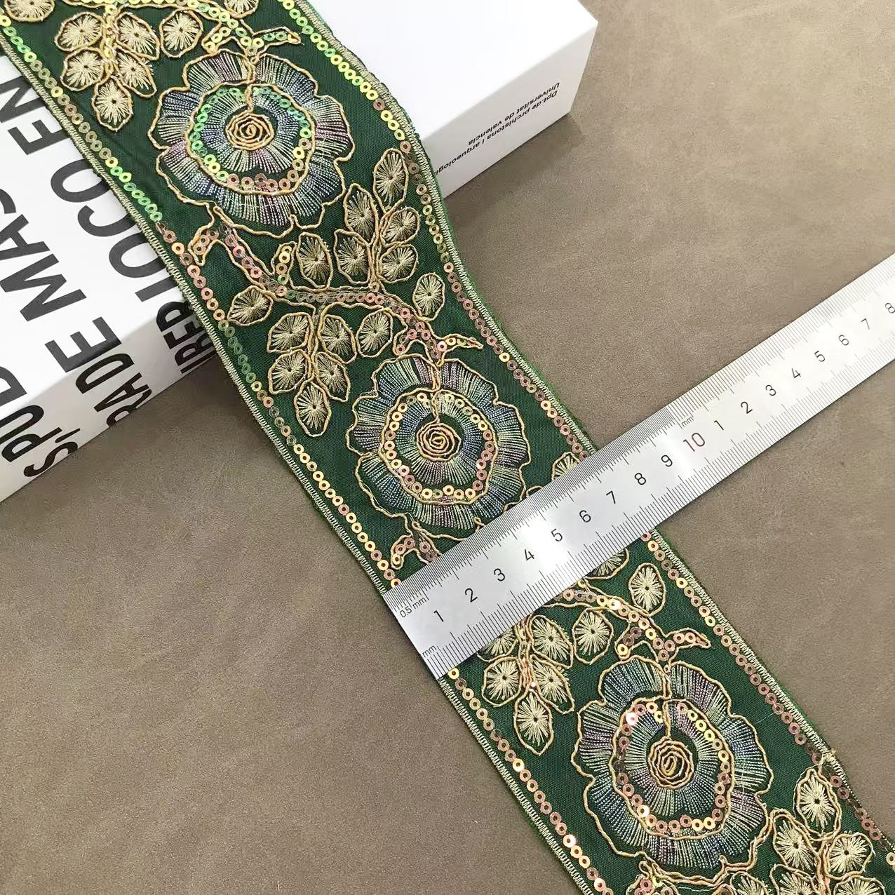 Green floral embroidered trim with round rosette motifs and gold bead trim, 7.5 cm
