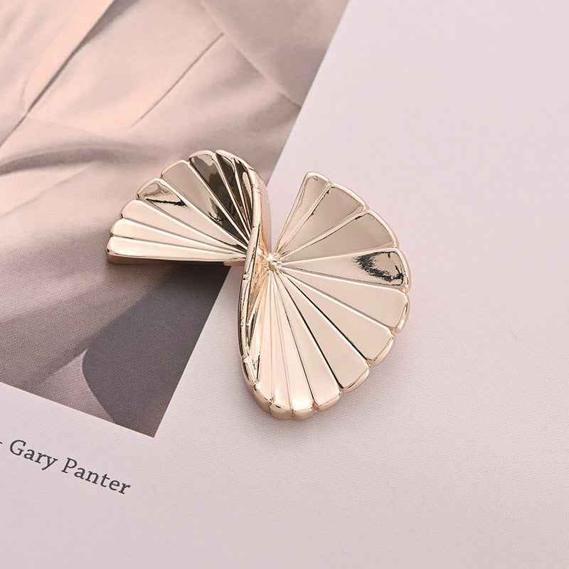 Gold fan-shaped folded metal button, geometric ridges, 20-pack