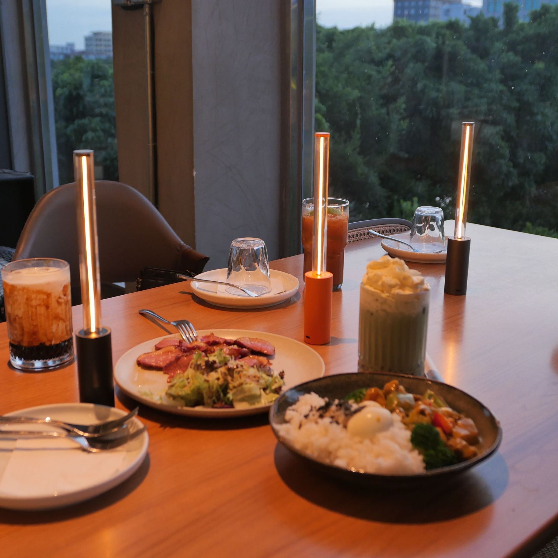 Rechargeable LED Stick Table Lamp Atmosphere Light for Hotel, Restaurant & Bar
