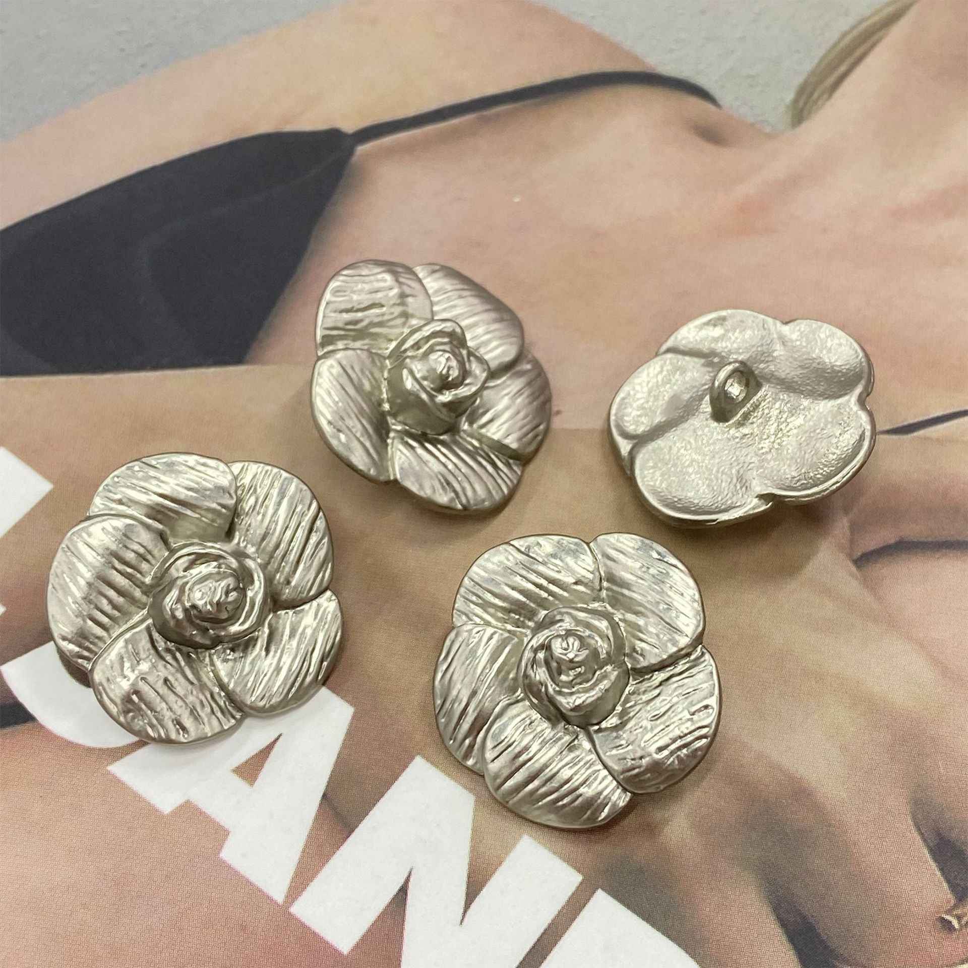 3D five-petal flower metal shank buttons, silver tone, set of five