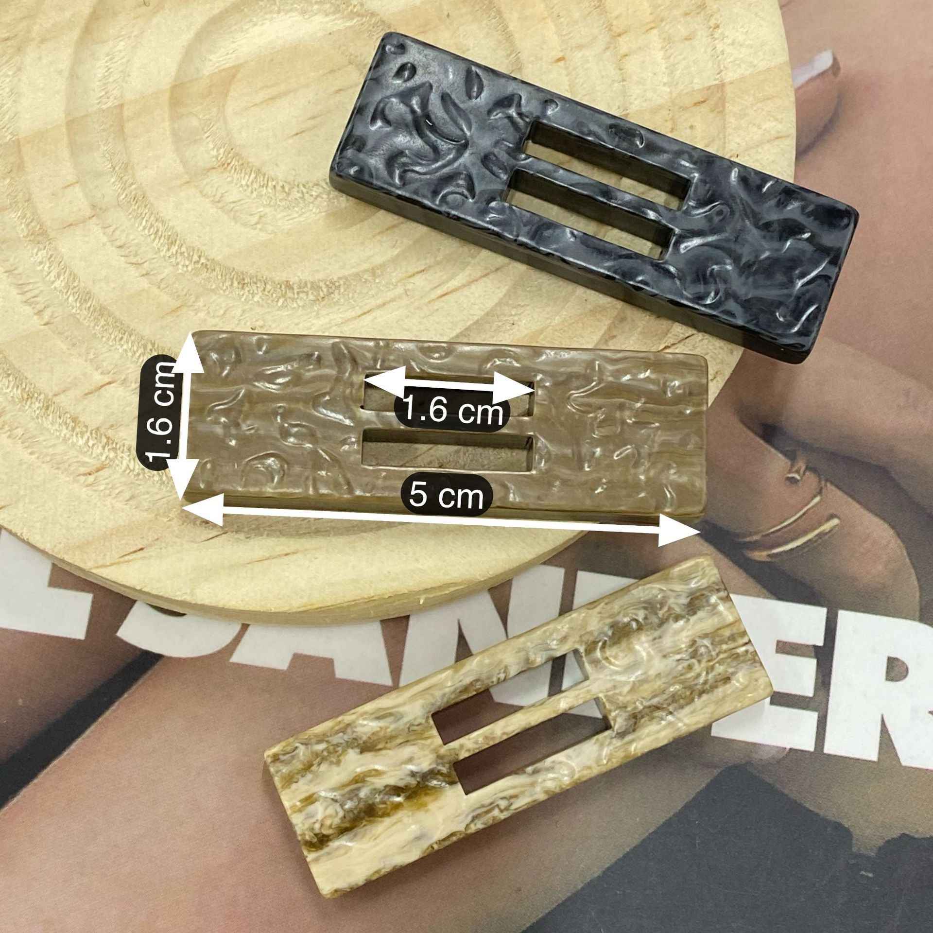 5cm rectangular resin button set, 2-hole, khaki with textured sheen