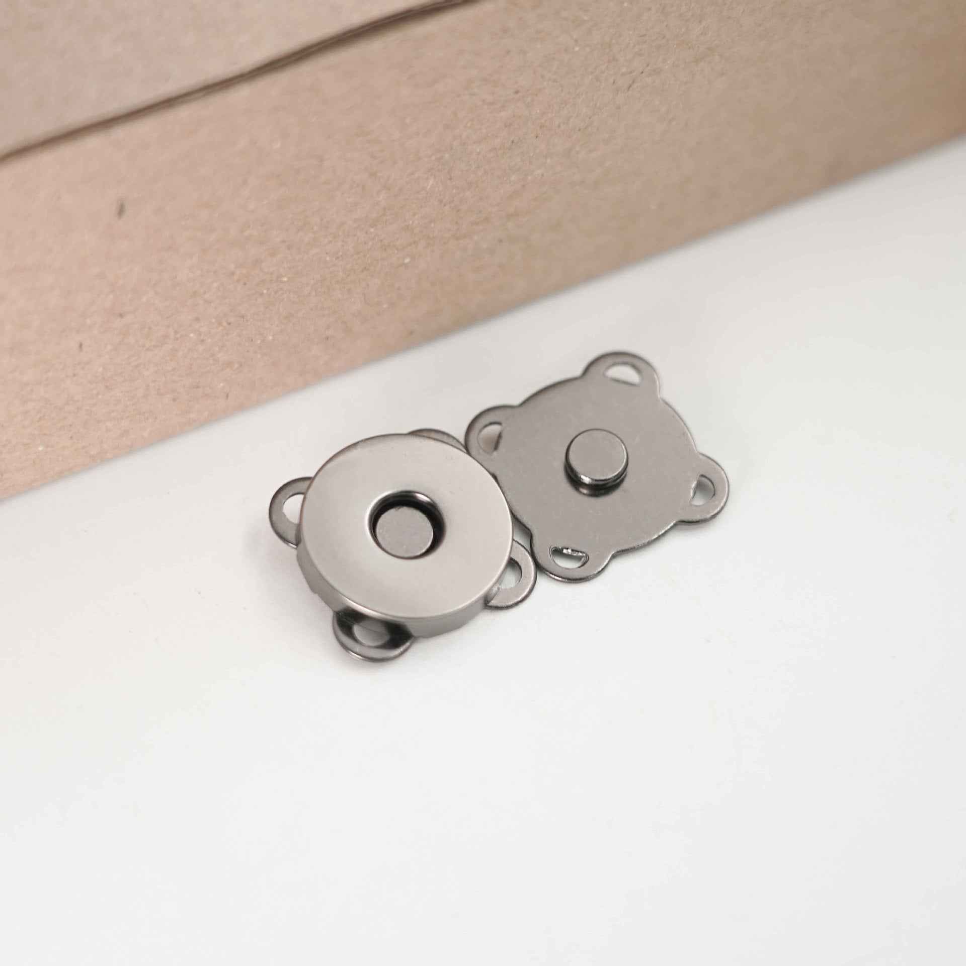 Flower-shaped metal magnetic snap buttons, gunmetal gray finish