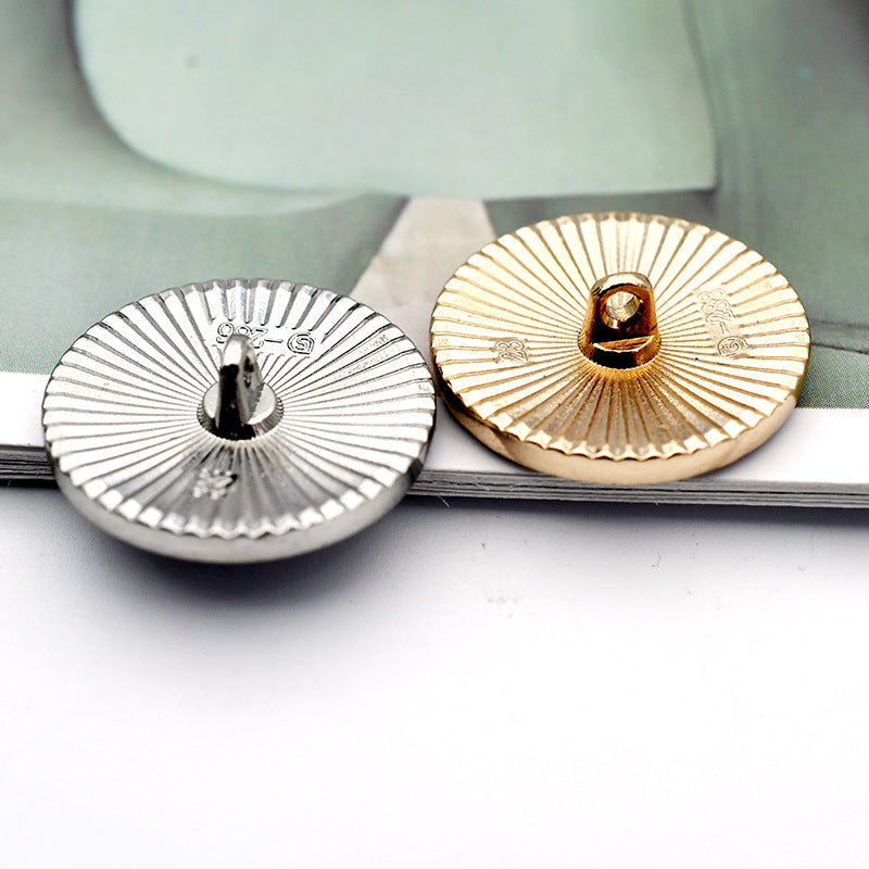 Metallknöpfe mit Buchstabe M, silber und gold, 18/23 mm, mit Schaft