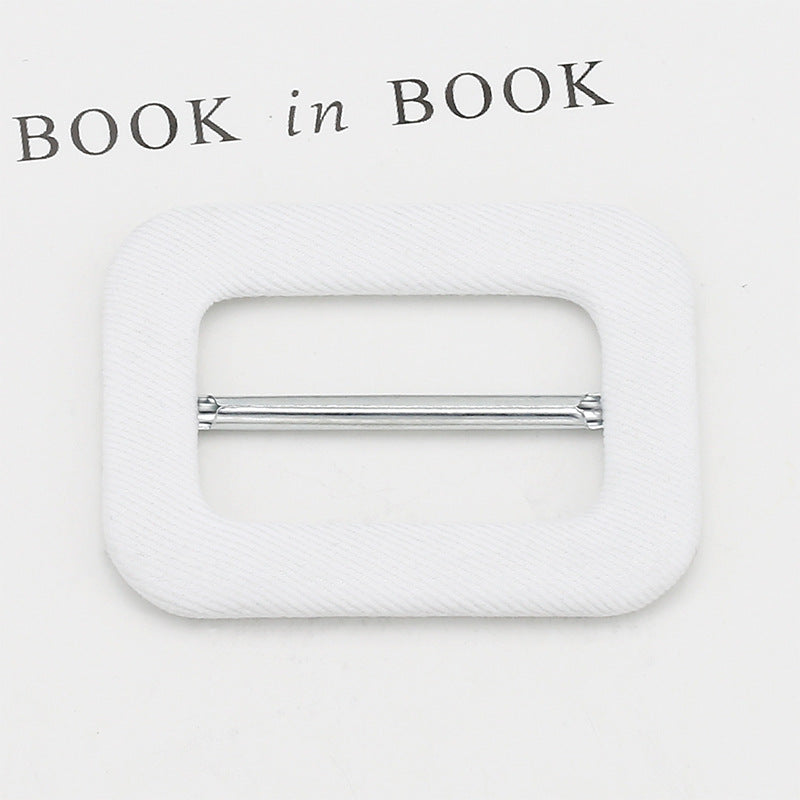 Fabric-covered metal D-ring buckle, white with chrome adjustment bar