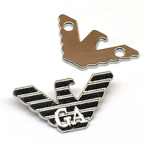 Metall-Pant-Tag Adlermotiv, Bronze, mit „GA“-Emblem und Lochbefestigung