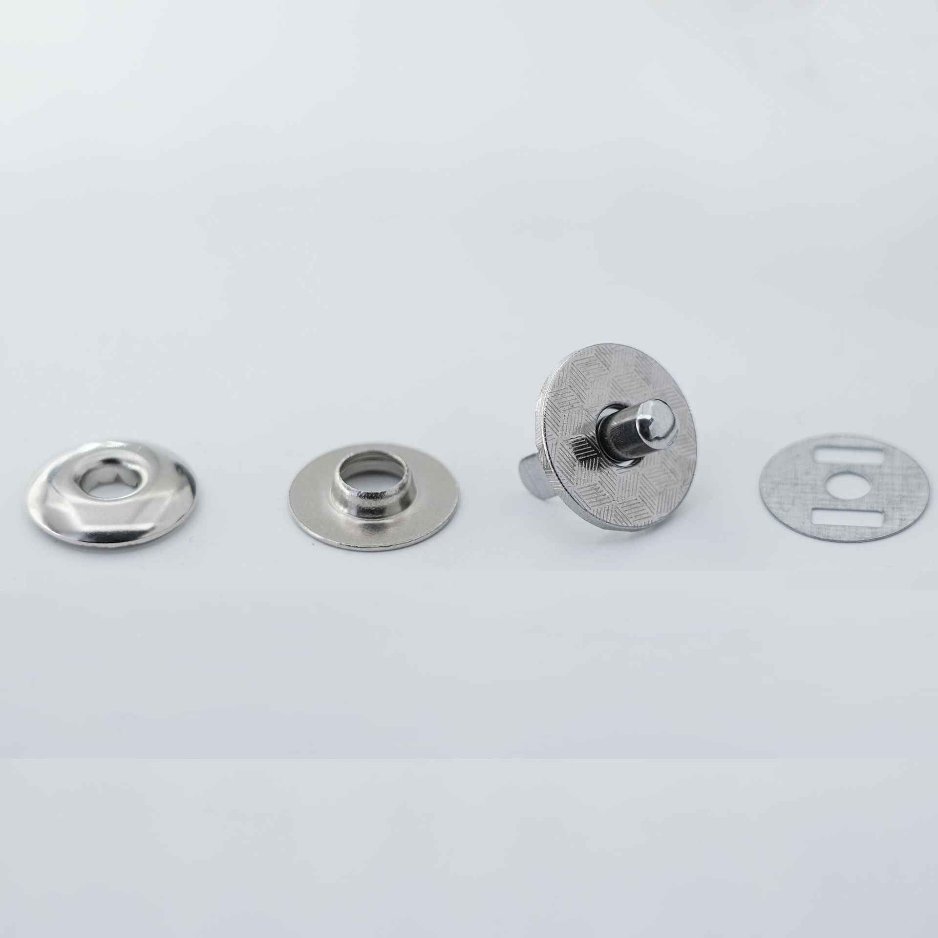 Set of 17mm magnetic snaps: round caps and eyelet pieces, silver-tone metal