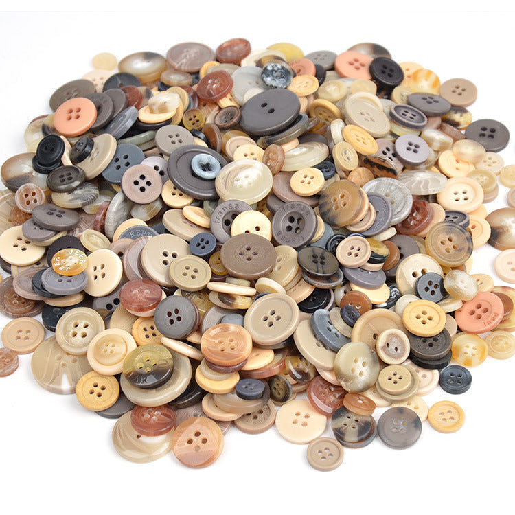 Assorted round resin craft buttons, light brown and gray, 400-piece set
