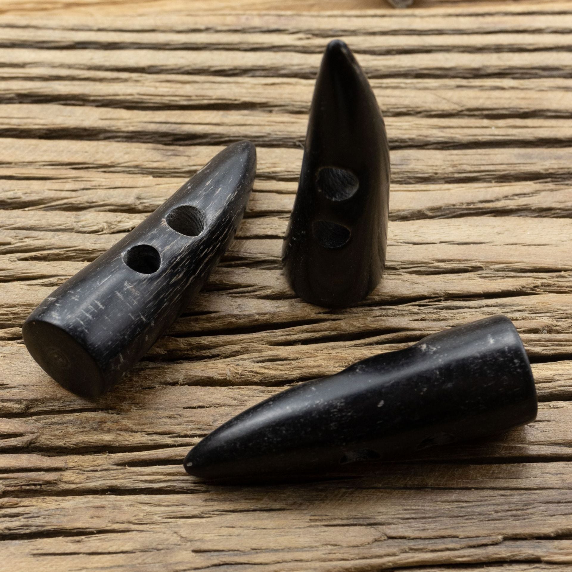 Black natural real horn toggle buttons, 5pcs—mixed angles, teardrop style with holes