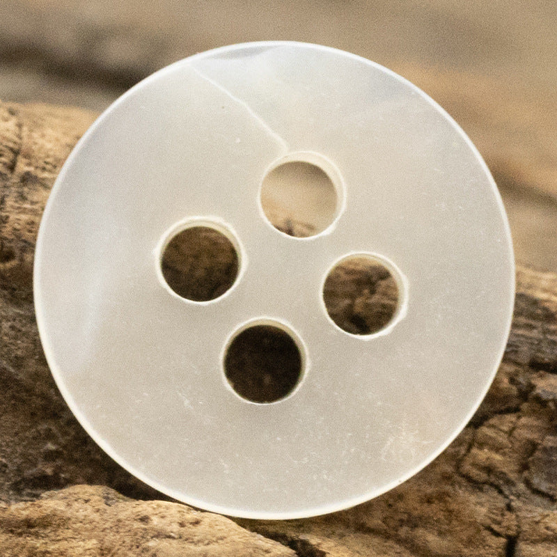 Double flat natural pearl shell button, four-hole, white with brown center inserts