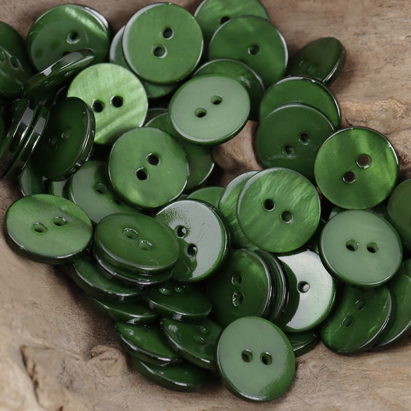 Green dual flat two-hole shell buttons, round discs with two holes (10 pcs)
