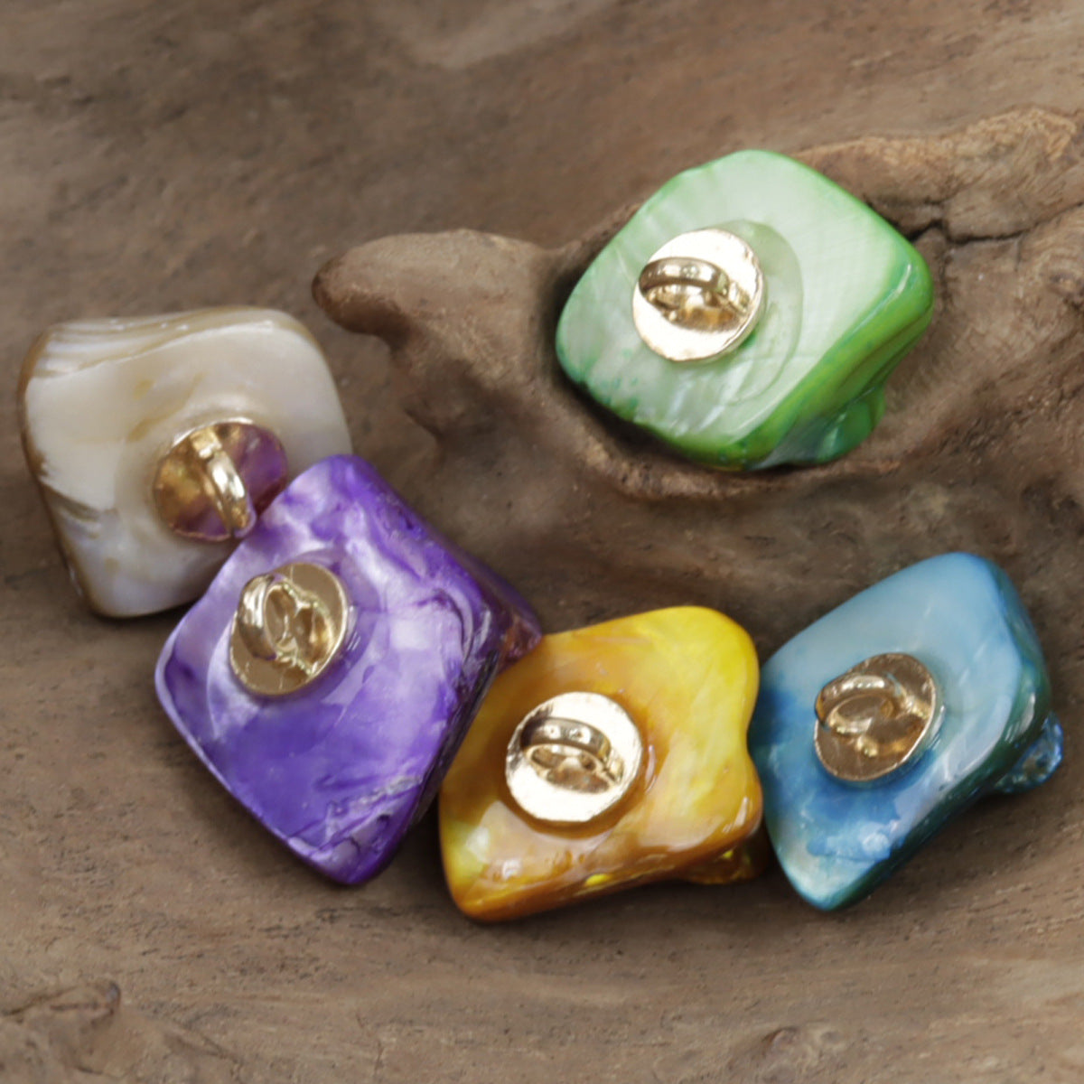 Square shell buttons with metal shanks: natural, green, purple, yellow, blue