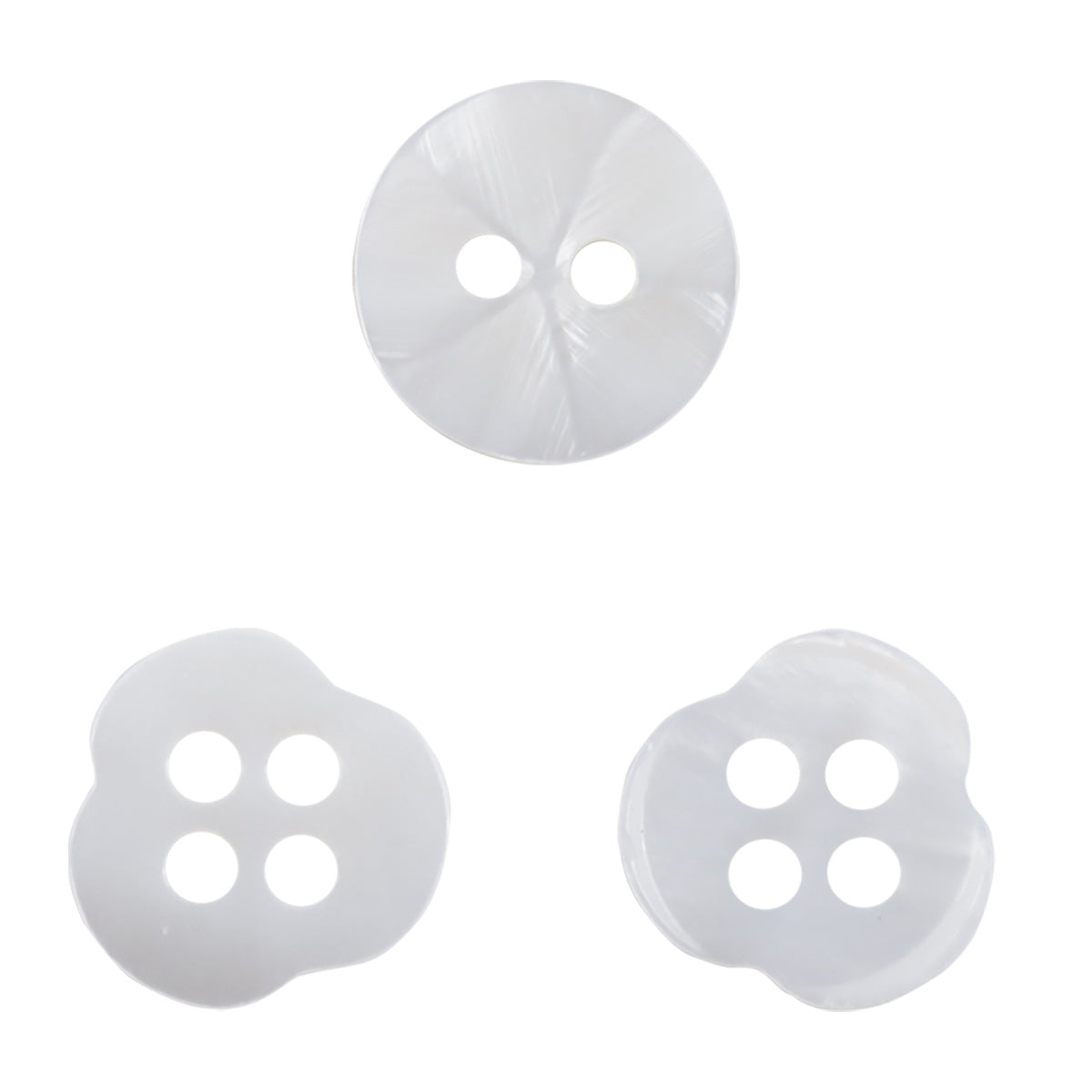 Weiße Muschelknöpfe in Blütenform, 11,5 mm, 2-Loch-Ansicht