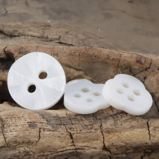 11.5mm Irregular Flower-Shaped White Shell Buttons for Shirts 10pcs