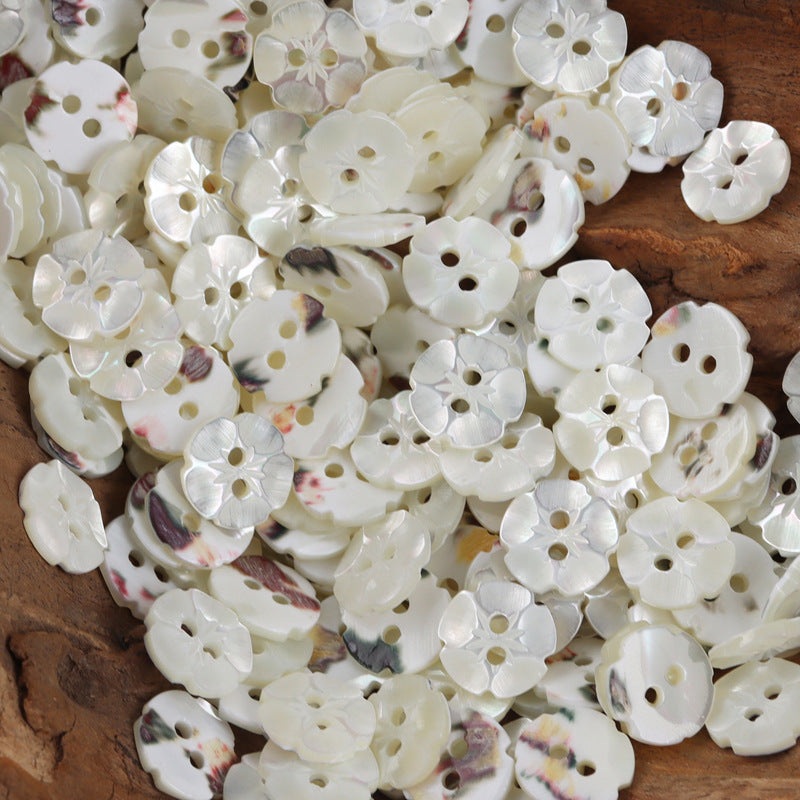Petal-shaped shell buttons with 2 holes, cream/ivory lot