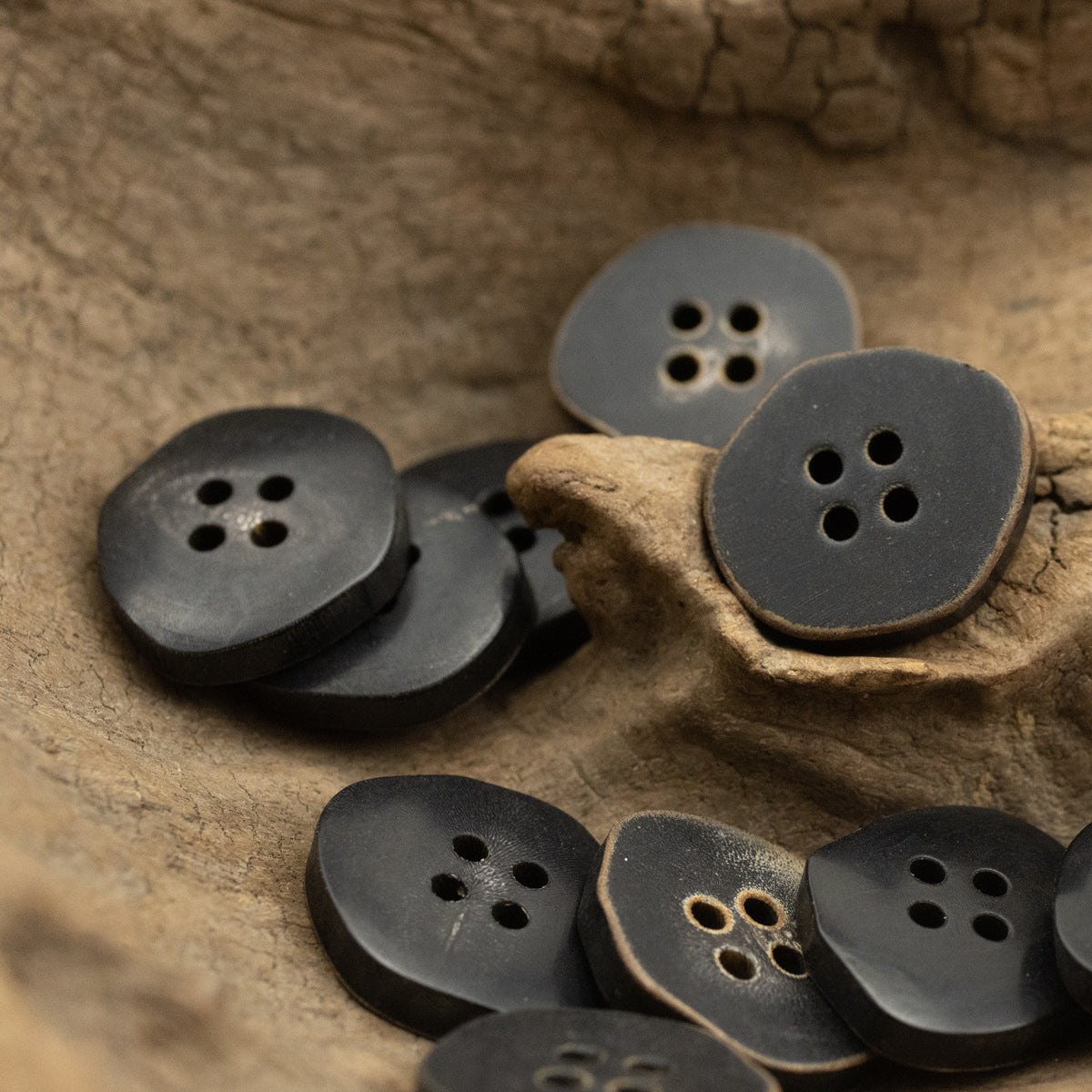 Irregular Polygonal Vintage Burnt Ochre Flat Horn Buttons 10pcs