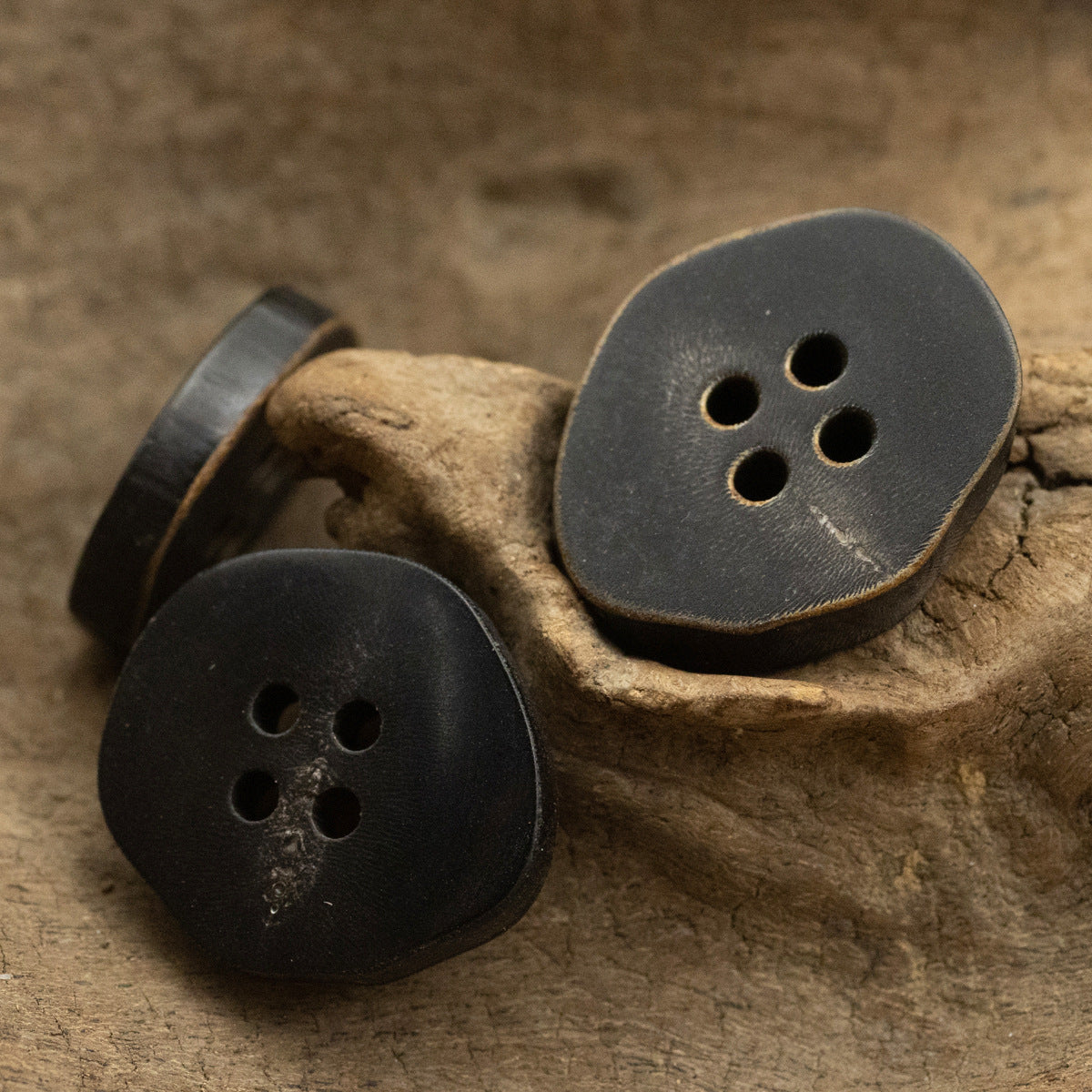 Irregular Polygonal Vintage Burnt Ochre Flat Horn Buttons 10pcs